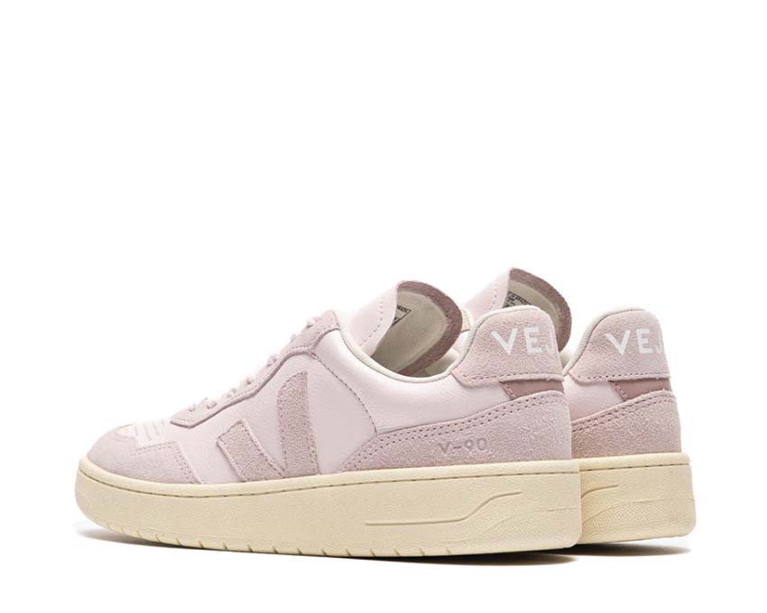Veja V-90 O.T. Leather Lassi Petale sole — high profile sole