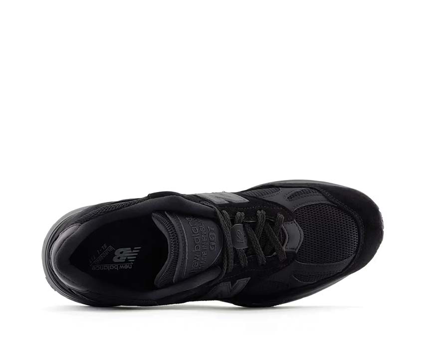 New Balance 991 Made in UK Black — vue arrière contrefort noir