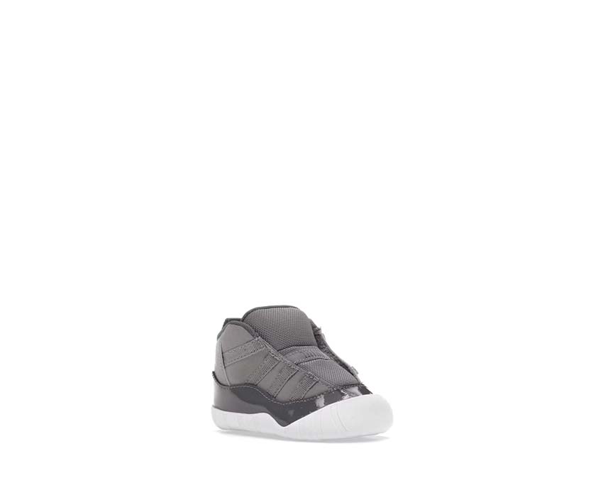 Jordan 11 Baby PS Medium Grey vue latérale — patent leather cuir verni PS
