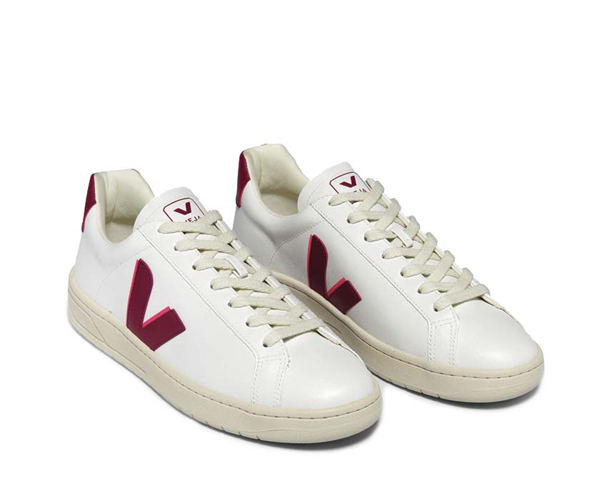 Veja Urca White/Marsala vista lateral — cuero lavado tricolor