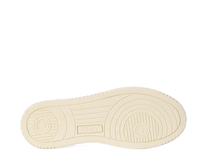 Autry Medalist Low Match White Black detalle — panel ante tenis mujer
