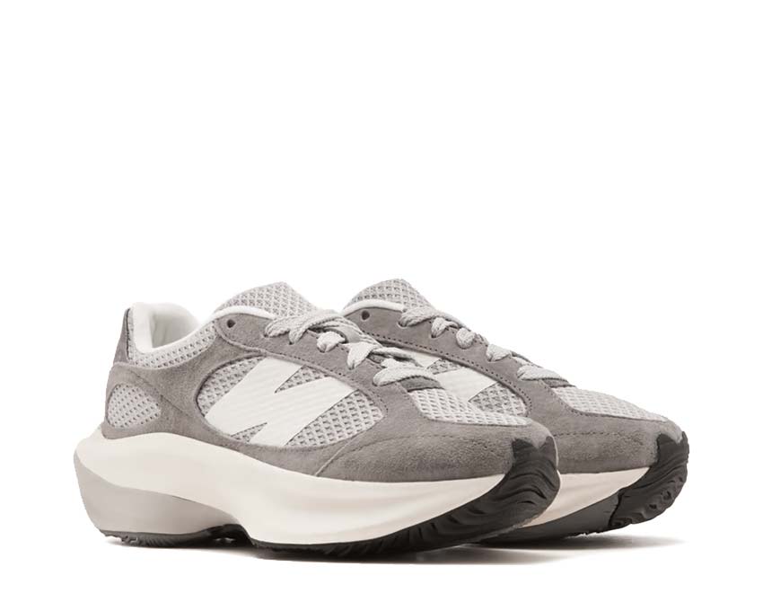 New Balance UWRPD vista lateral — construcción envolvente WRPD