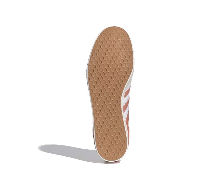 Gazelle Wonder Clay — vista trasera tres cuartos