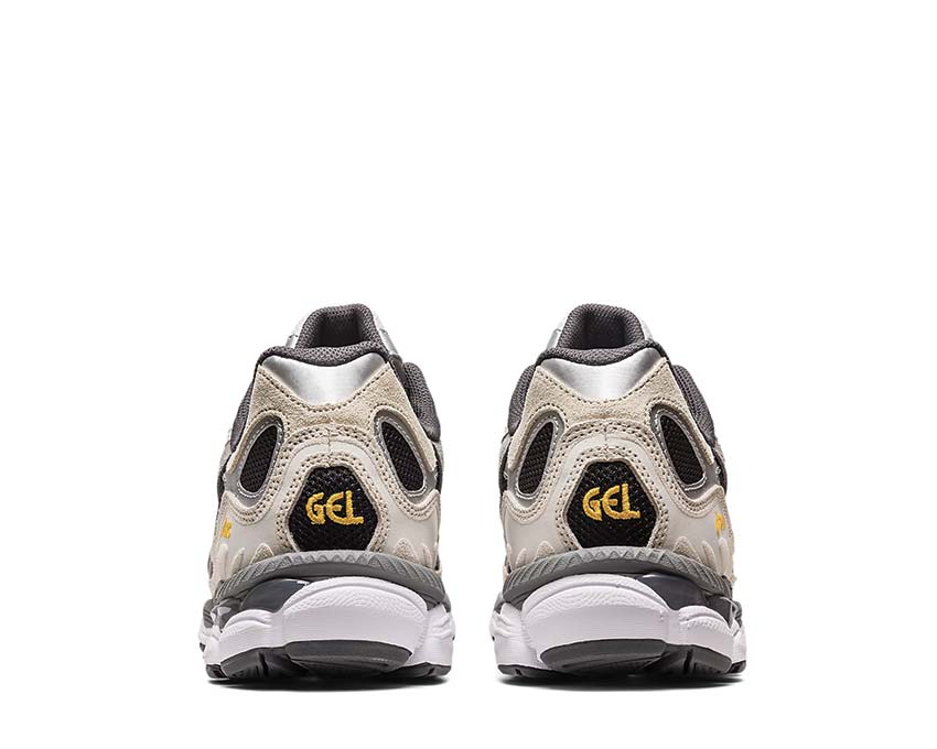 Asics Gel NYC Black/Graphite Grey 1201A789 detalle — mesh y cuero estilo urbano