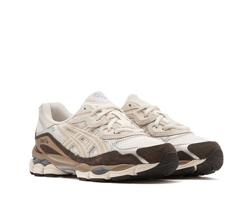 Asics Gel NYC Cream vista lateral — parte superior de malla