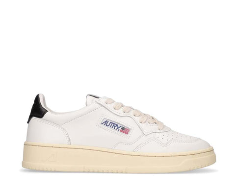 Autry Medalist Low Leat White Black — sneakers femme cuir blanc noir bicolore lifestyle premium