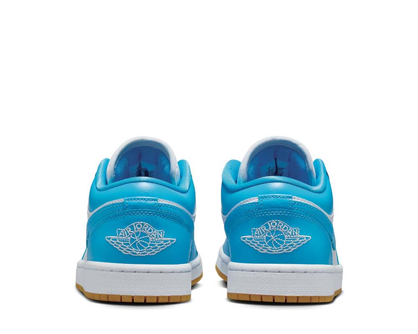 Air Jordan 1 Low Powder Blue White détail — tige cuir powder blue femme