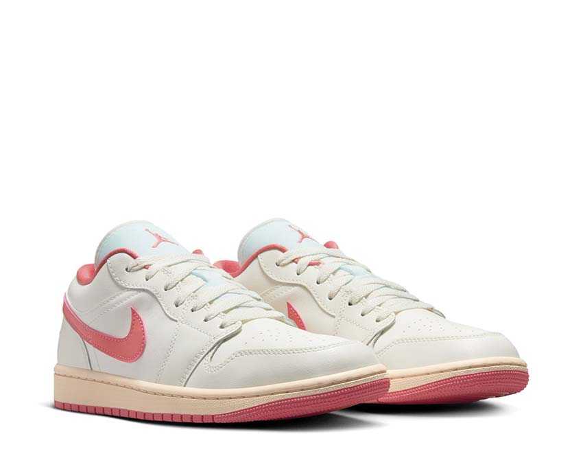 Jordan Air Jordan 1 Low W Pink Salt semelle — semelle caoutchouc