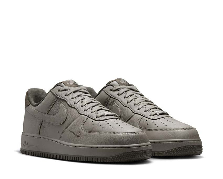 Nike Air Force 1 '07 LV8