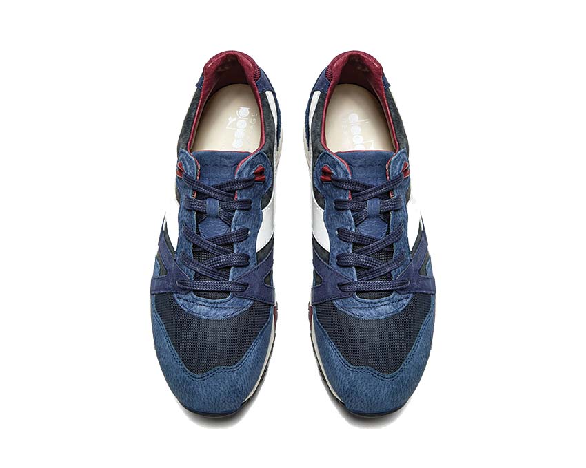 Diadora N9000 Italia Insignia Blue detail — tongue embroidery logo