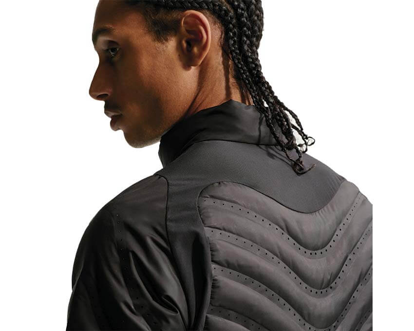 Nike ACG Lava Loft Black détail — rembourrage thermique outdoor noir ACG