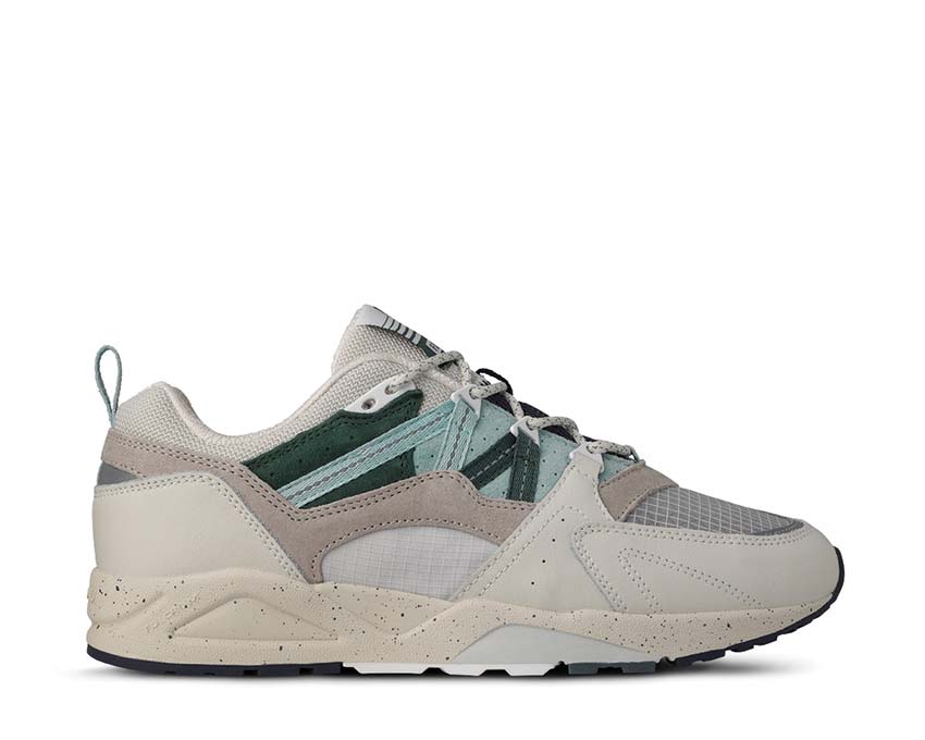 Karhu Fusion 2.0 Lily White/Surf Spray — sneaker homme technologie Fulcrum