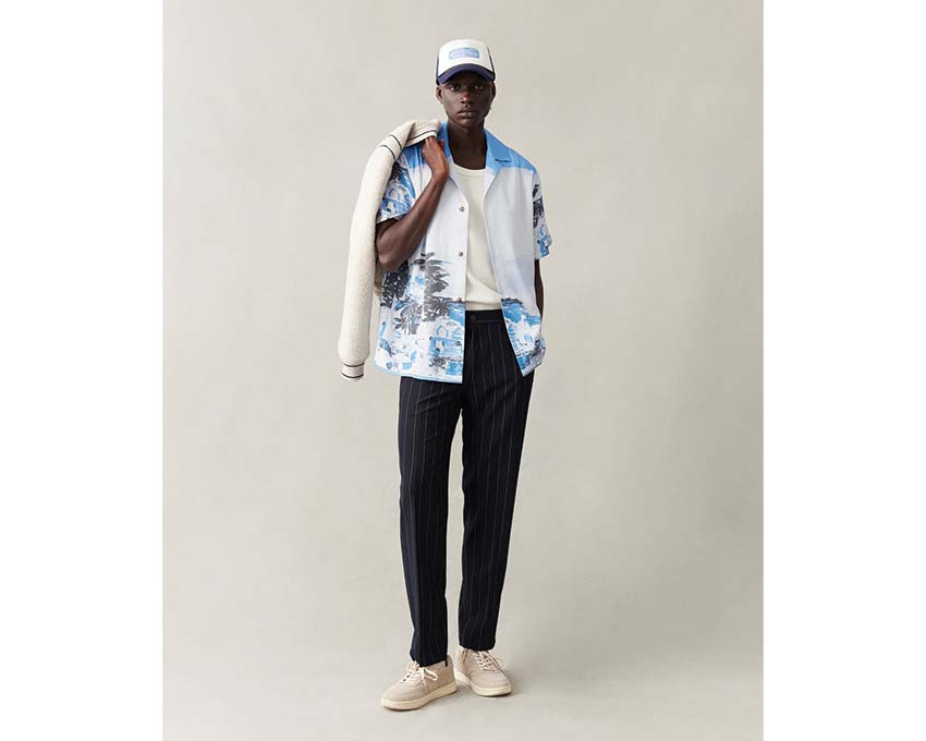 Les Deux Coastal AOP SS Shirt Washed Denim Blue détail — boutonnière denim
