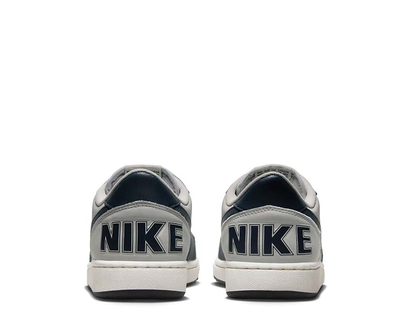 Nike Terminator Low Granite suela — goma vulcanizada Sail vintage