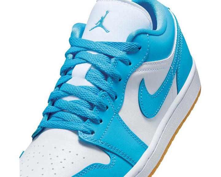 Air Jordan 1 Low "Powder Blue"