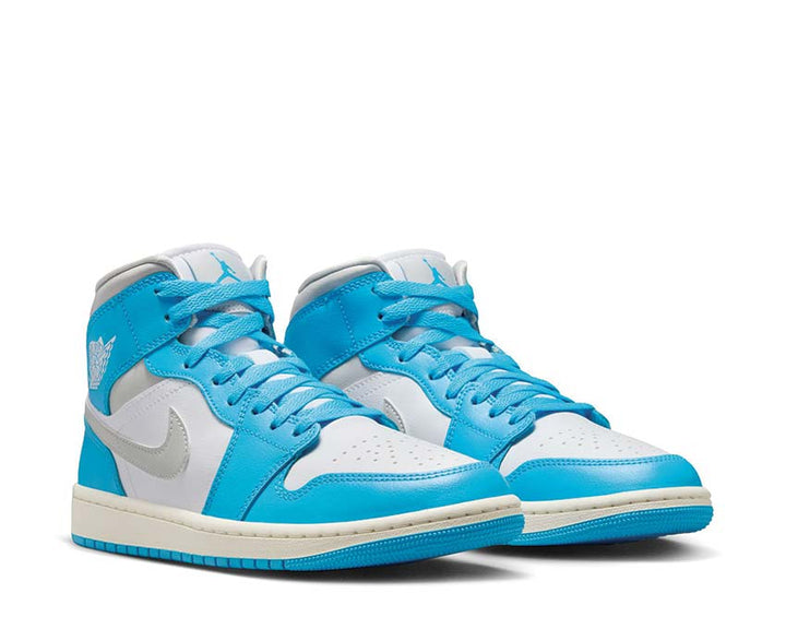 Air Jordan 1 Mid W "Powder Blue"