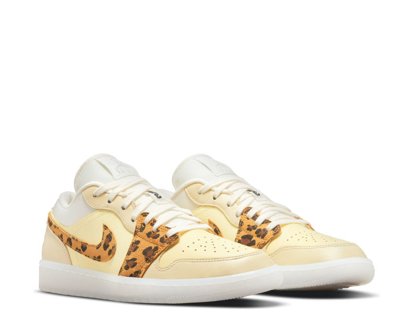 Jordan Air Jordan 1 Low Lemon Drop Wheat vista lateral — cuero amarillo pálido