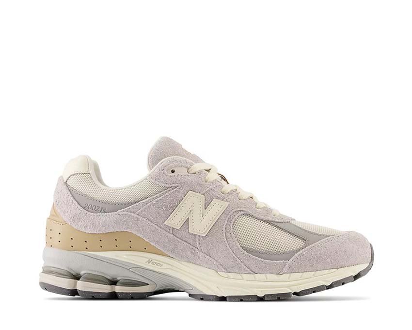 New Balance 2002R Raincloud / Angora / Sweet Caramel M2002RSA