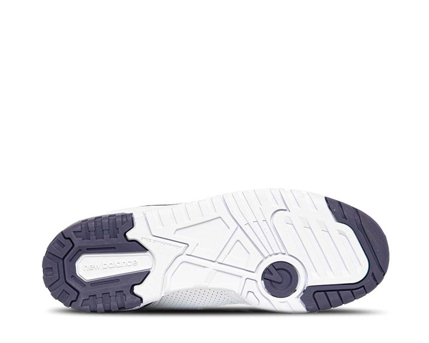 New Balance 550 W White/Navy detail — premium leather navy panels