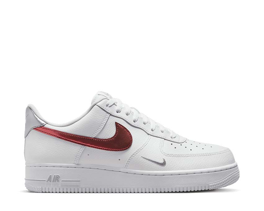 Nike Air Force 1 '07 White Picante Red — sneaker homme coloris rouge et blanc