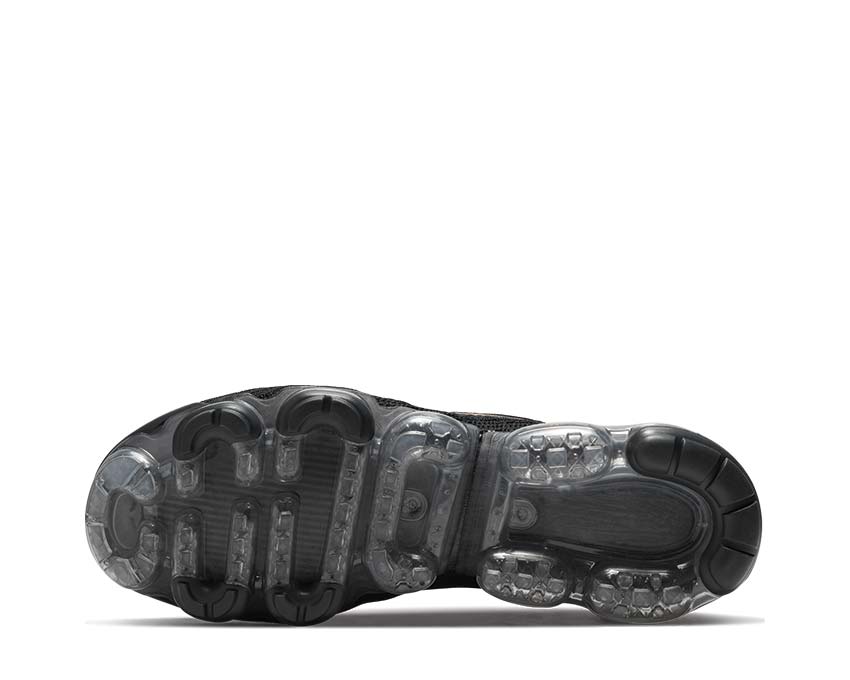 Nike Air Vapormax Flyknit 3 Black Total Orange — bottom view