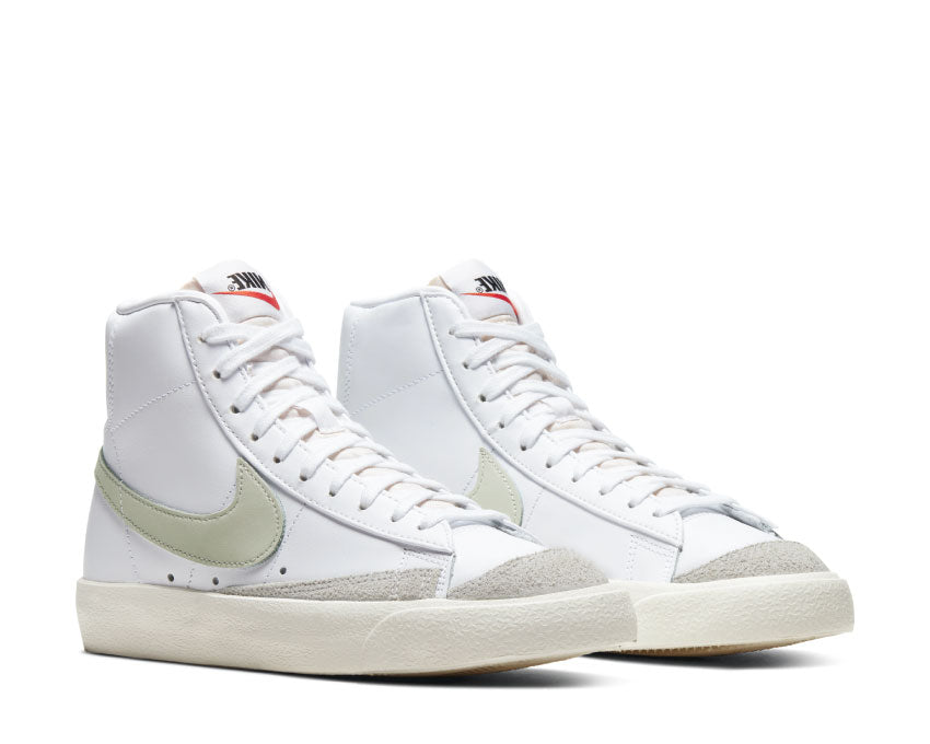 Nike Blazer Mid '77 White / Light Bone - Sail CZ1055-106