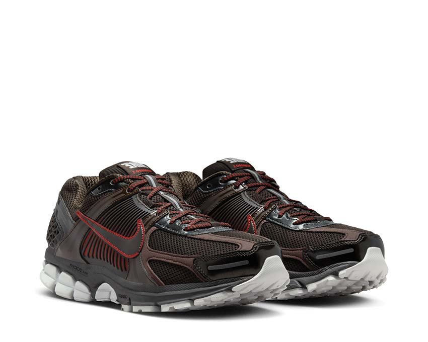 Nike Zoom Vomero 5 Velvet Brown Game Royal vue latérale — mesh technique